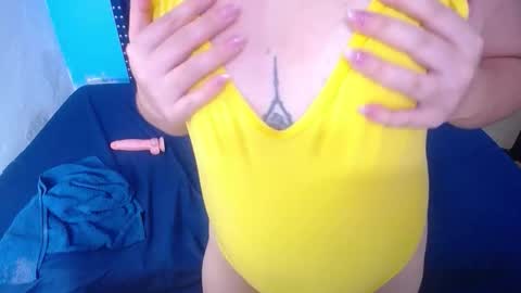 Snapshot of kinkyy_redhead chatting on February 5, 2026, 4:00 pm kinkyy_redhead online show from February 5, 2026, 4:00 pm