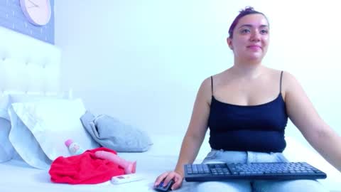 kinkyy_redhead online show from March 18, 2026, 1:47 pm