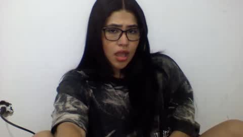 kion_and_valu online show from September 19, 2025, 3:34 pm