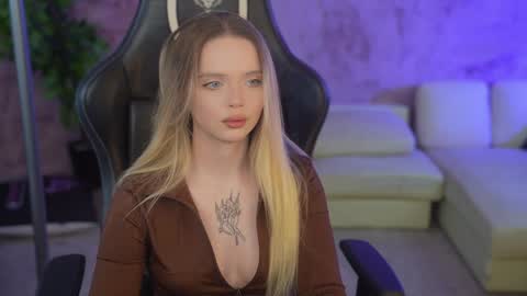 Sweet girls online show from October 19, 2025, 7:20 am