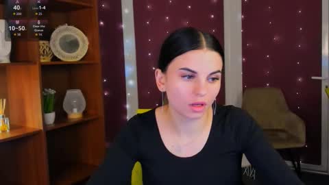 kira fox x online show from November 17, 2025, 2:34 pm