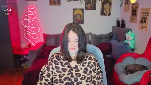 Kira VanKick online show from November 16, 2025, 4:34 pm