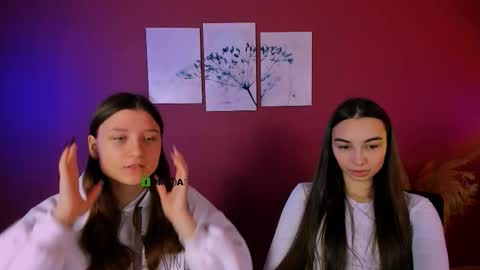 kira_light__ online show from October 27, 2025, 9:35 am