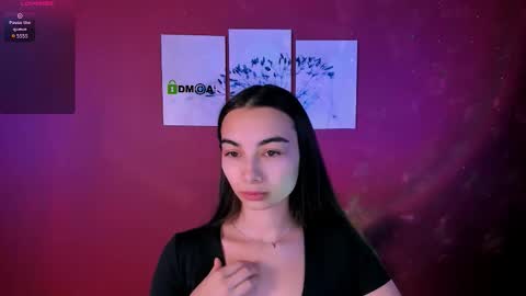 kira_light__ online show from November 18, 2025, 7:29 pm