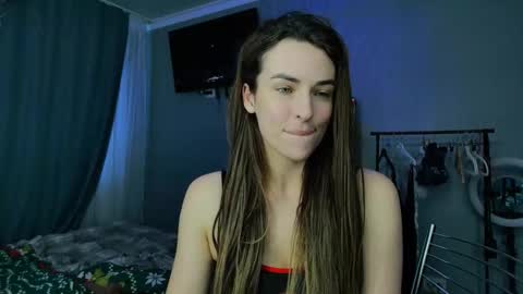 Kira love1 online show from April 25, 2026, 3:20 pm