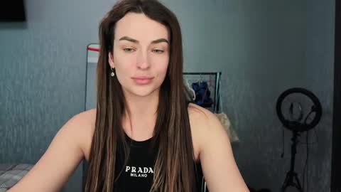 Kira love1 online show from May 11, 2026, 3:29 pm
