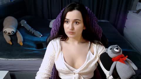 Snapshot of kira_yammy chatting on January 8, 2025, 10:16 pm Kira  follow me  online show from January 8, 2025, 10:16 pm
