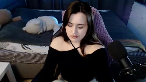 Snapshot of kira_yammy chatting on February 9, 2025, 5:08 am Kira  follow me  online show from February 9, 2025, 5:08 am