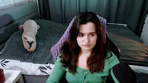 Snapshot of kira_yammy chatting on March 8, 2025, 1:50 am Kira  follow me  online show from March 8, 2025, 1:50 am
