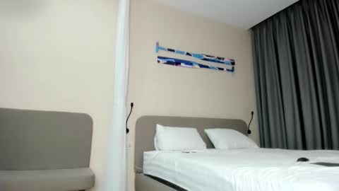 Snapshot of kiraempire chatting on February 2, 2026, 11:47 pm love you online show from February 2, 2026, 11:47 pm