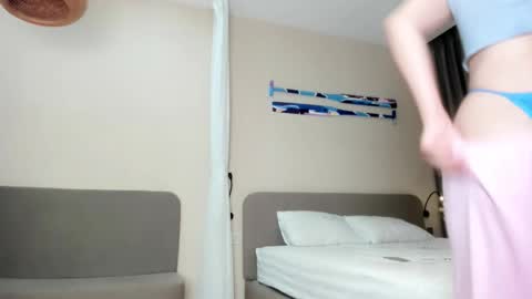 Snapshot of kiraempire chatting on February 26, 2026, 12:15 pm love you online show from February 26, 2026, 12:15 pm