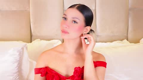 kira online show from October 20, 2025, 2:23 am