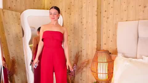 kira online show from November 25, 2025, 3:50 am