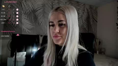 Kira online show from March 20, 2026, 2:05 am