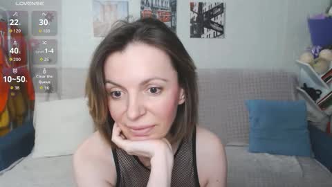 kiramartins cat online show from November 9, 2025, 8:07 pm