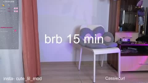 Kira cute online show from February 28, 2025, 8:07 pm