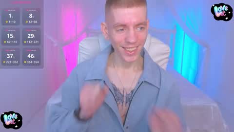    online show from November 22, 2025, 6:18 pm