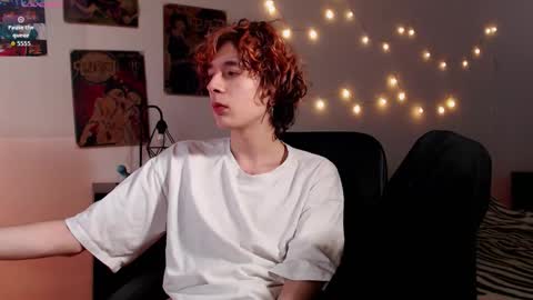 Snapshot of kiriae21 chatting on February 18, 2026, 2:24 pm Alan online show from February 18, 2026, 2:24 pm