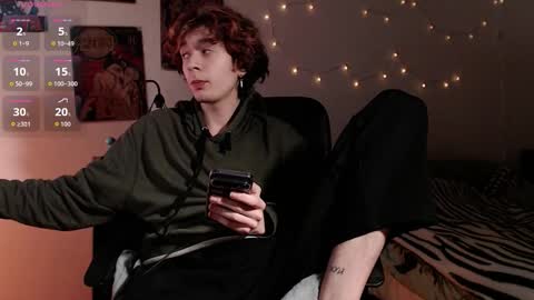 Snapshot of kiriae21 chatting on February 21, 2026, 7:26 pm Alan online show from February 21, 2026, 7:26 pm