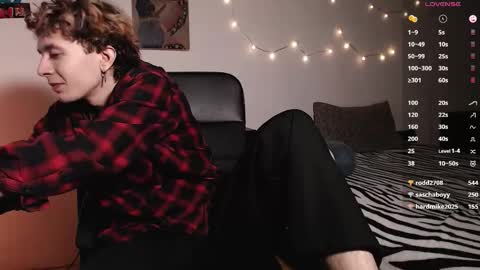 Snapshot of kiriae21 chatting on March 13, 2026, 2:07 am Alan online show from March 13, 2026, 2:07 am