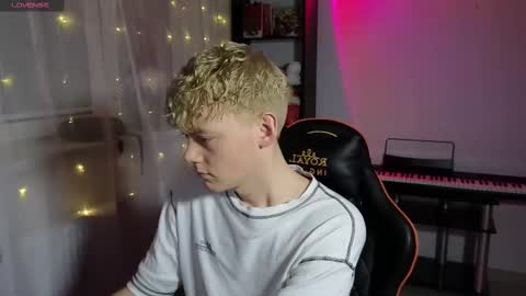 Kirill and Andrey online show from March 5, 2025, 6:56 pm