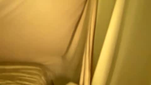 Snapshot of kissahsins chatting on March 8, 2025, 9:51 pm Kissah Kreampuff online show from March 8, 2025, 9:51 pm