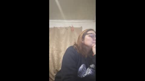 kissandvibe online show from October 17, 2025, 7:27 pm