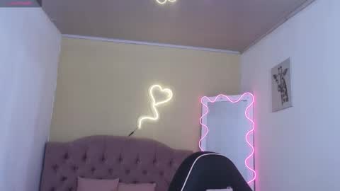 Snapshot of kissi_tay1 chatting on October 6, 2025, 11:29 am KISSI online show from October 6, 2025, 11:29 am