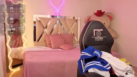 Snapshot of kissi_tay1 chatting on October 16, 2025, 12:06 pm KISSI online show from October 16, 2025, 12:06 pm