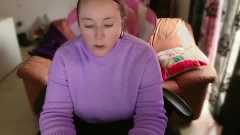 kissica online show from February 26, 2025, 11:52 am