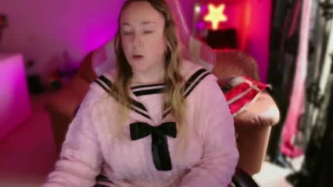 kissica online show from March 3, 2025, 3:31 pm