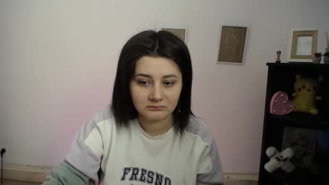 kissleoxx online show from March 25, 2026, 1:39 pm