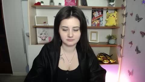 kissleoxx online show from May 17, 2026, 10:55 am