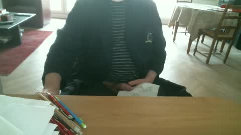 kisslog1 online show from January 12, 2025, 9:19 am