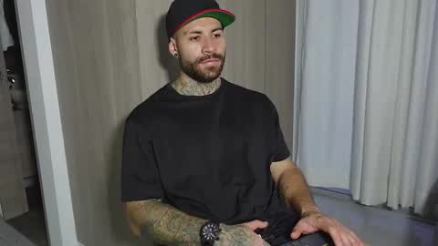 kite__ online show from January 5, 2026, 11:08 pm