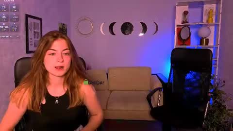 Snapshot of kitniss_dreamy chatting on July 3, 2026, 7:31 pm kitniss online show from July 3, 2026, 7:31 pm