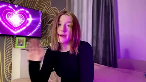 Tanesha online show from April 20, 2026, 2:09 pm