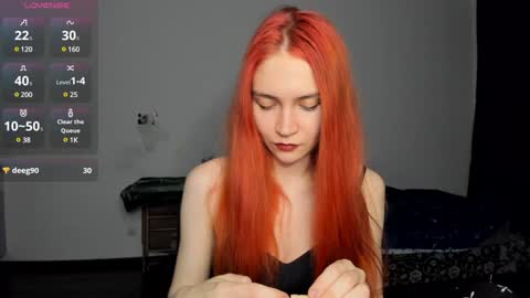 Kitsune online show from December 13, 2024, 6:49 pm