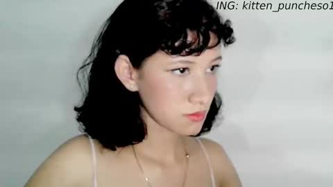 Snapshot of kitten_punches01 chatting on September 9, 2025, 8:30 pm kitten_punches01 online show from September 9, 2025, 8:30 pm