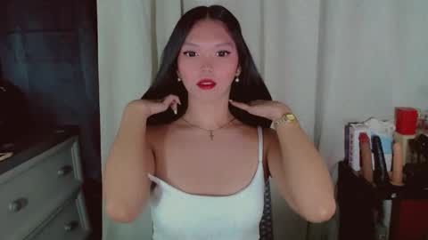 KITTY online show from June 2, 2026, 8:55 pm