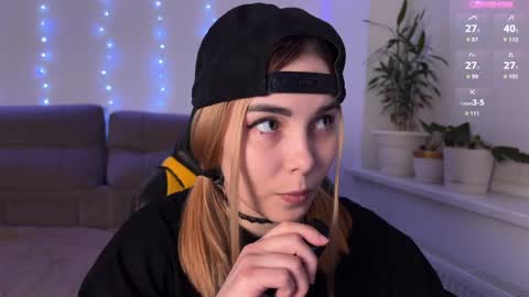 Veronica online show from April 5, 2026, 8:28 pm