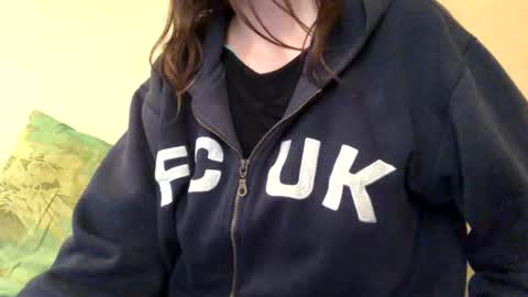 Kittie Creme online show from June 8, 2026, 10:59 am