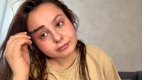 Ellaiza online show from May 6, 2026, 8:41 am