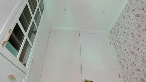 Snapshot of kitty__sophie chatting on April 23, 2026, 8:00 pm sophie online show from April 23, 2026, 8:00 pm