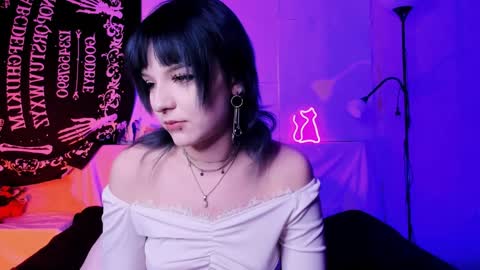 Snapshot of kitty_bang chatting on February 7, 2025, 7:49 pm kitty_bang online show from February 7, 2025, 7:49 pm