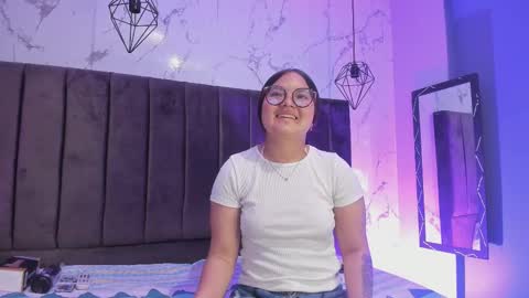 Kate online show from September 24, 2025, 7:28 pm