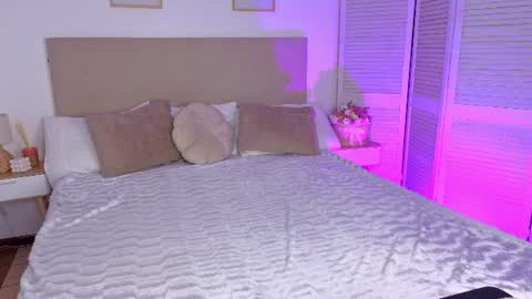 kitty_cut1ee_ online show from July 13, 2026, 6:38 am
