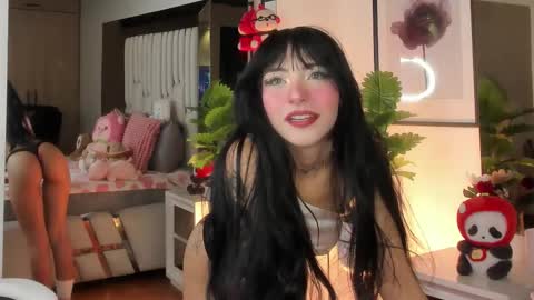 kitty online show from September 18, 2025, 10:12 pm