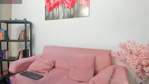 Snapshot of kitty_f00x chatting on June 30, 2026, 7:37 pm kitty_f00x online show from June 30, 2026, 7:37 pm