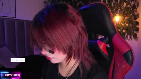 Camila online show from November 6, 2025, 2:12 am